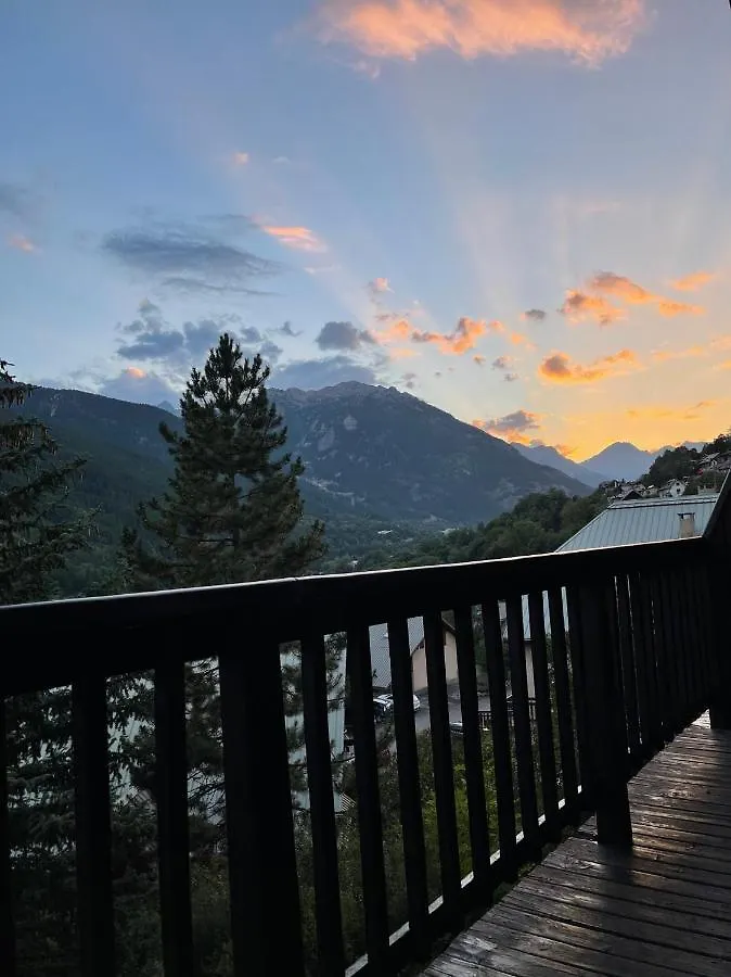 סן-שפרה Grand Appartement Dans Chalet Serre Chevalier A 8 Minutes Des Pistes דירה