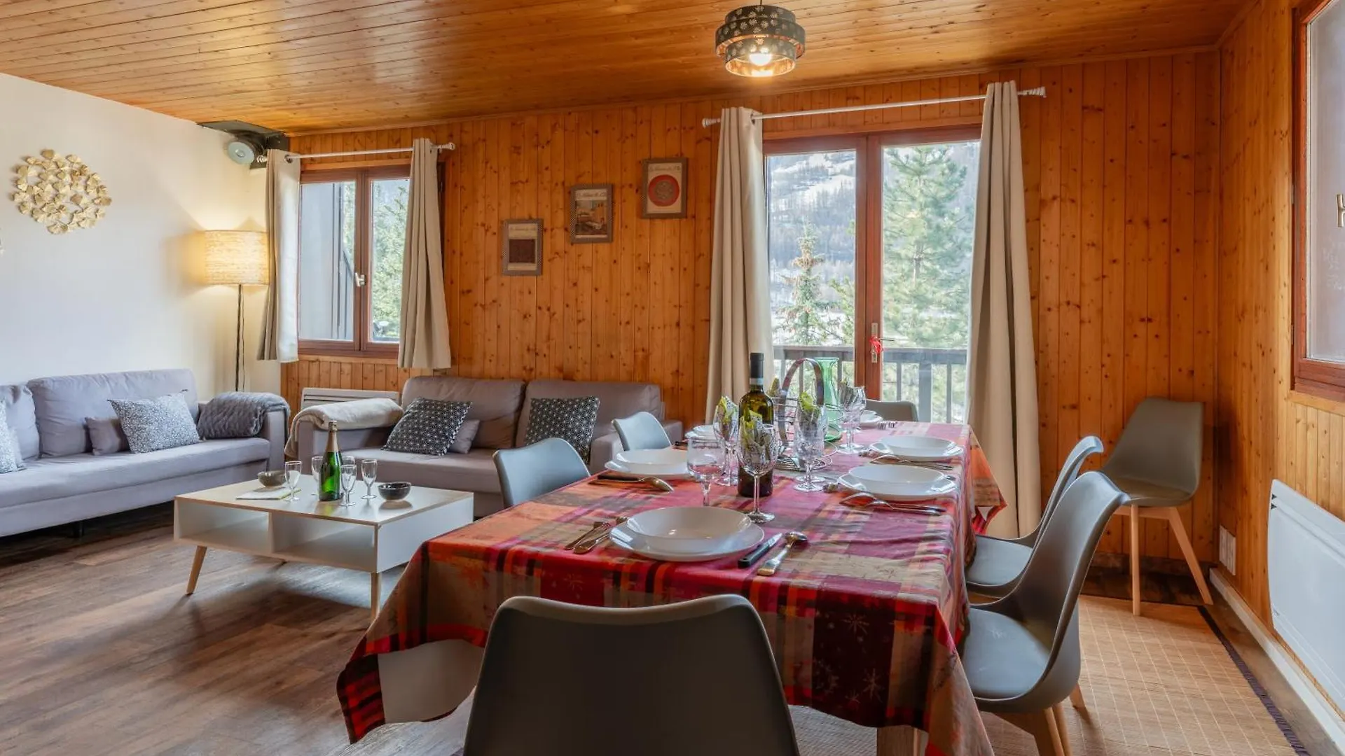 סן-שפרה Grand Appartement Dans Chalet Serre Chevalier A 8 Minutes Des Pistes צרפת