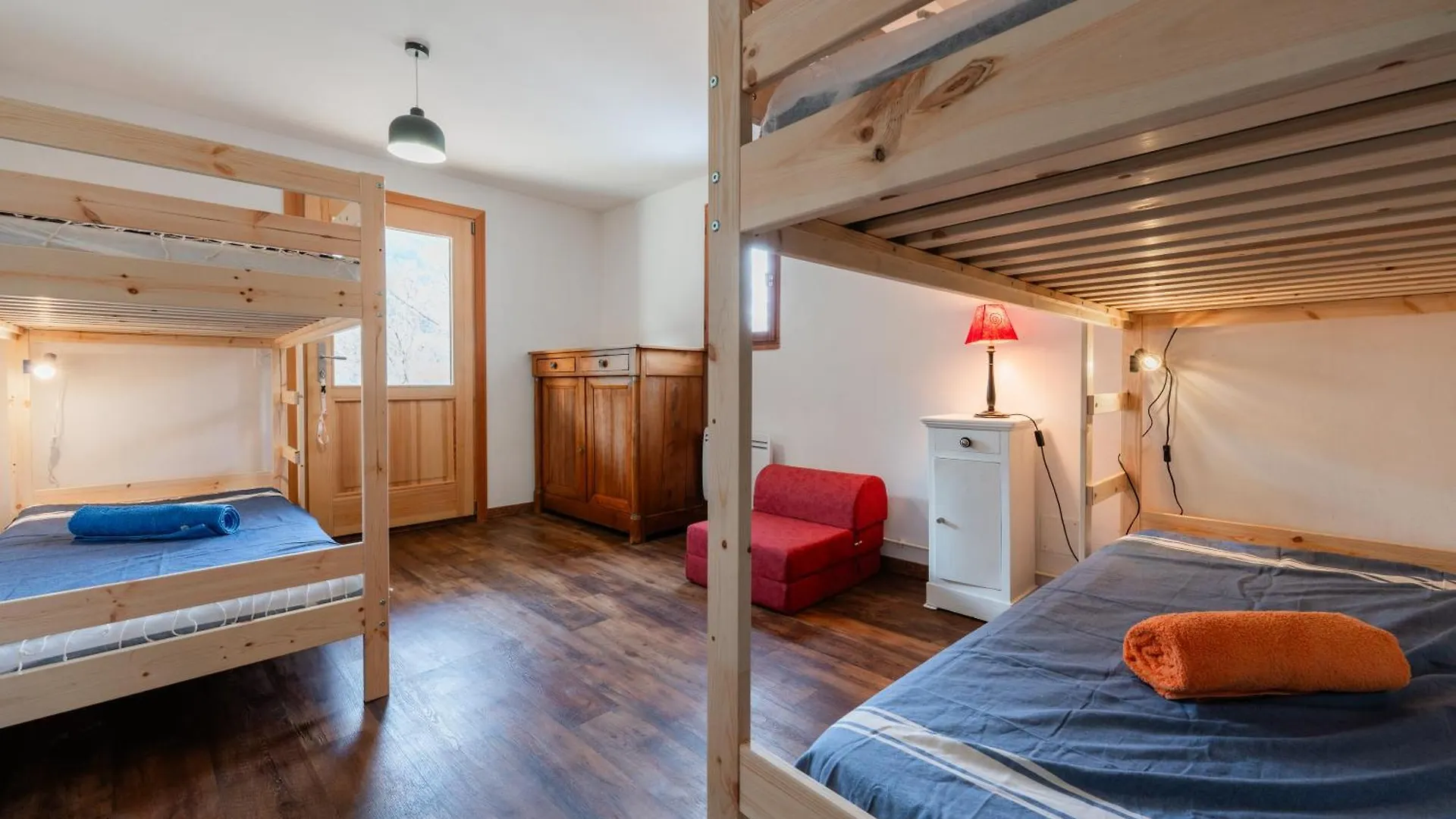 סן-שפרה Grand Appartement Dans Chalet Serre Chevalier A 8 Minutes Des Pistes דירה