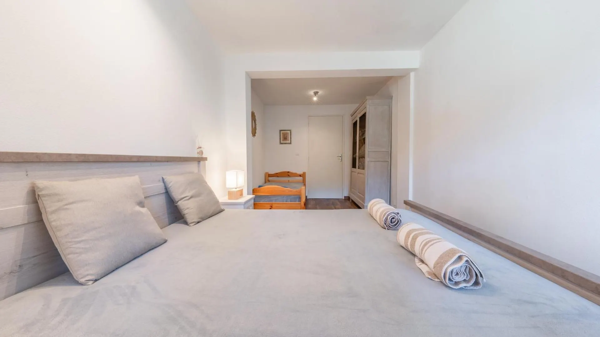 סן-שפרה Grand Appartement Dans Chalet Serre Chevalier A 8 Minutes Des Pistes