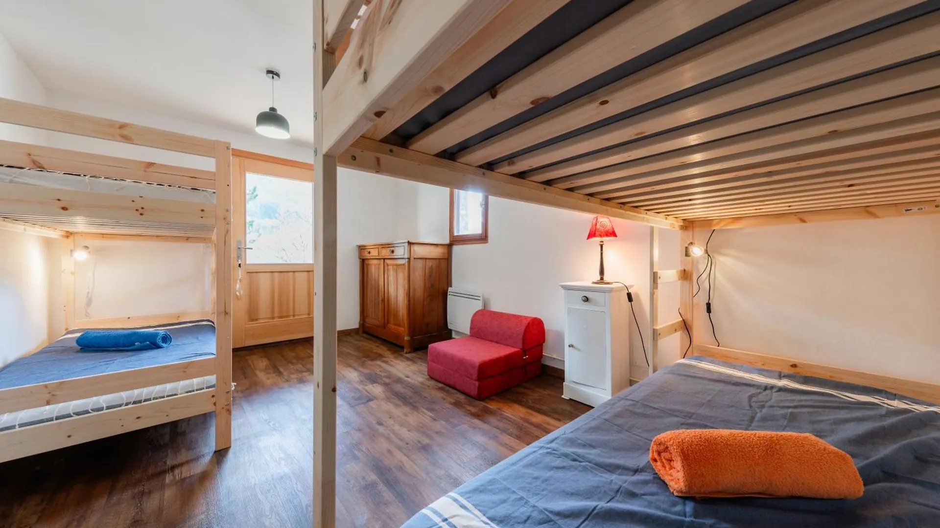 סן-שפרה Grand Appartement Dans Chalet Serre Chevalier A 8 Minutes Des Pistes 0*,